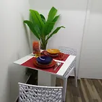 La Corte Di Lorenzo Vecchia * باري
