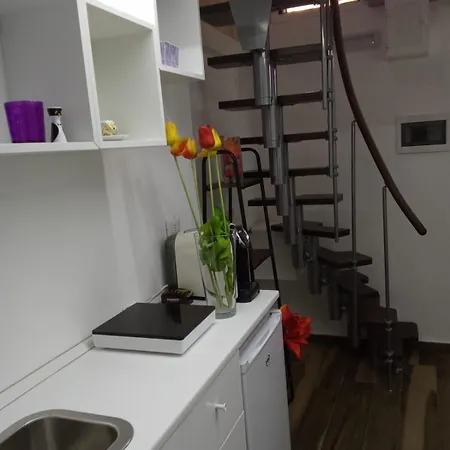 La Corte Di Lorenzo Vecchia Apartment Bari