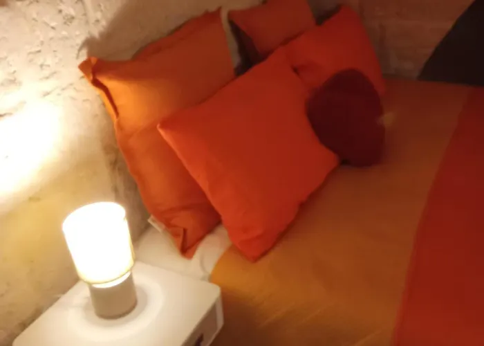 La Corte Di Lorenzo Vecchia * Bari